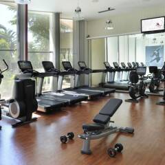 Lisbon Marriott Hotel фитнесс-зал