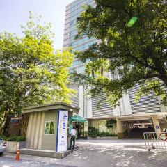 Отель Adelphi Grande Sukhumvit парковка