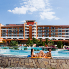 Hrizantema- All Inclusive Hotel бассейн