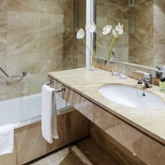 Отель H10 Itaca Испания, Барселона - отзывы, цены и фото номеров - забронировать отель H10 Itaca онлайн ванная