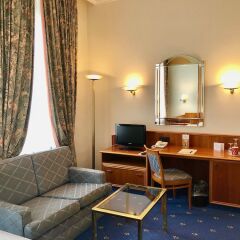Отель Bayerischer Hof Dresden удобства в номере фото 2