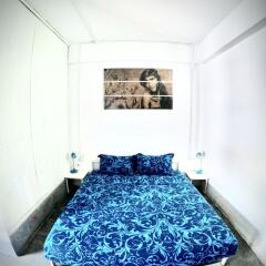 Отель Neptune Hostel Таиланд, Мэй-Хаад-Бэй - отзывы, цены и фото номеров - забронировать отель Neptune Hostel онлайн бассейн