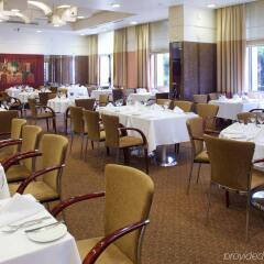 Отель Holiday Inn Athens Attica Av. Airport West питание фото 3