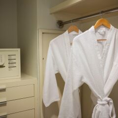 Отель Hyatt Regency Guam США, Тамунинг - отзывы, цены и фото номеров - забронировать отель Hyatt Regency Guam онлайн сейф в номере