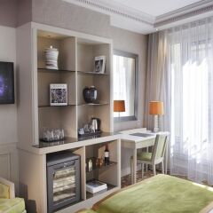 Отель Rochester Champs Elysees Франция, Париж - 1 отзыв об отеле, цены и фото номеров - забронировать отель Rochester Champs Elysees онлайн с домашними животными