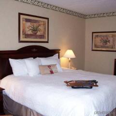 Hampton Inn Easton in Easton, United States of America from 194$, photos, reviews - zenhotels.com guestroom photo 4