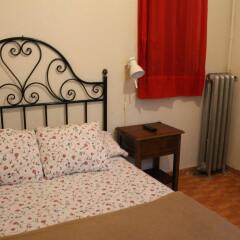 Отель Hostal Los Perales комната для гостей фото 5