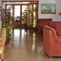 Отель Hostal Cervantes интерьер отеля фото 3
