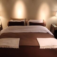Отель Elegant And Cozy Central Apt • 5' To Athens Metro St Афины комната для гостей фото 3