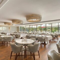 Wyndham Grand Istanbul Kalamis Marina Турция, Стамбул - 7 отзывов об отеле, цены и фото номеров - забронировать отель Wyndham Grand Istanbul Kalamis Marina онлайн питание фото 2
