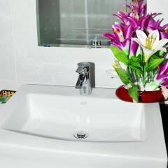 Hoang Duc Hotel ванная