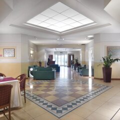 Отель Piramidi Hotel Италия, Лимена - отзывы, цены и фото номеров - забронировать отель Piramidi Hotel онлайн интерьер отеля фото 2