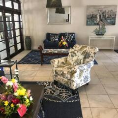 Отель Bel Jou Hotel - Adults Only Сент-Люсия, Кастри - отзывы, цены и фото номеров - забронировать отель Bel Jou Hotel - Adults Only онлайн интерьер отеля фото 2