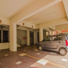 Отель OYO 11430 Home Green View 2BHK Old Goa Гоа парковка