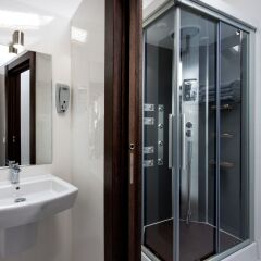 Отель Roisa Suites ванная