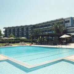 Отель Afandou Beach Resort бассейн