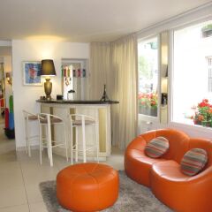 Отель Hôtel Champerret Héliopolis гостиничный бар