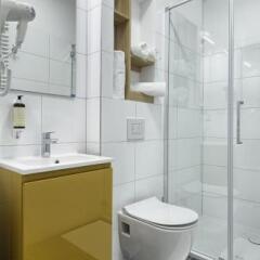 Отель Arche Hotel Poloneza Польша, Варшава - отзывы, цены и фото номеров - забронировать отель Arche Hotel Poloneza онлайн ванная