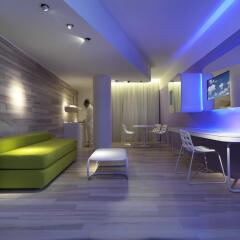 Отель Barceló Milan гостиничный бар