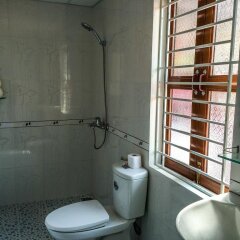 Отель B & B Accommodation Service ванная фото 2
