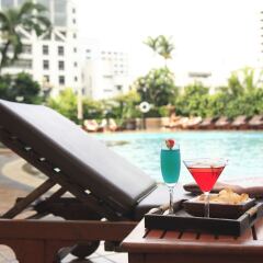 Отель Novotel Bangkok On Siam Square бассейн фото 3