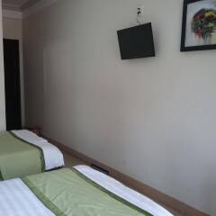 Отель Vip Garden Homestay Хойан удобства в номере фото 2