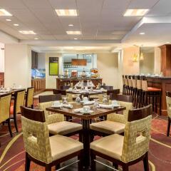 Отель Hilton Garden Inn Arlington/Courthouse Plaza питание