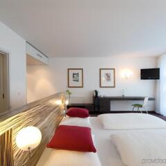 Отель artotel Berlin Mitte Германия, Берлин - 1 отзыв об отеле, цены и фото номеров - забронировать отель artotel Berlin Mitte онлайн комната для гостей фото 2