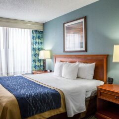 Отель Comfort Inn On the Ocean комната для гостей