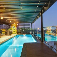 Golden Lotus Luxury Hotel бассейн