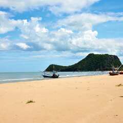 Отель Two Pieces Resort Pranburi пляж фото 2