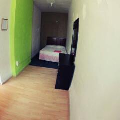 Blue Pepper Hostel Chapultepec Гвадалахара комната для гостей