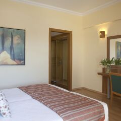 Отель Ramada Attica Riviera удобства в номере