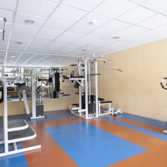Hotel Oasis Park фитнесс-зал фото 3