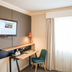 Отель Holiday Inn Manchester West Солфорд фото 8