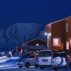Gjestehuset102 in Longyearbyen, Svalbard from 156$, photos, reviews - zenhotels.com parking