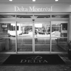 Отель Delta Hotels by Marriott Montreal Канада, Монреаль - отзывы, цены и фото номеров - забронировать отель Delta Hotels by Marriott Montreal онлайн фитнесс-зал фото 2