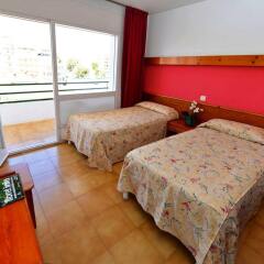 Отель Hostal Magnolia Испания, Льорет-де-Мар - отзывы, цены и фото номеров - забронировать отель Hostal Magnolia онлайн комната для гостей фото 3