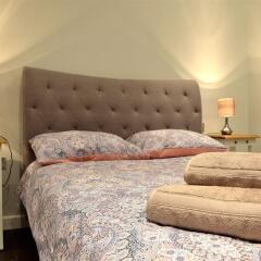 Отель Mystay Hoxton сейф в номере