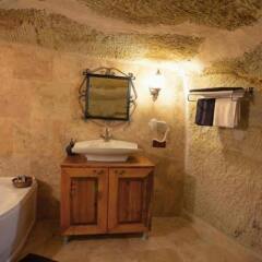Мини- Castle Inn Cappadocia Турция, Ургуп - отзывы, цены и фото номеров - забронировать отель Мини-Отель Castle Inn Cappadocia онлайн ванная фото 2