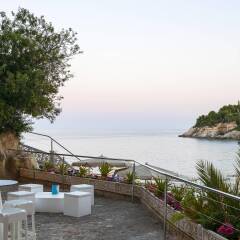 Отель SENTIDO Cala Viñas - Adults Only пляж