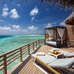 Отель Baros Maldives Мальдивы, Остров Барос - 8 отзывов об отеле, цены и фото номеров - забронировать отель Baros Maldives онлайн балкон