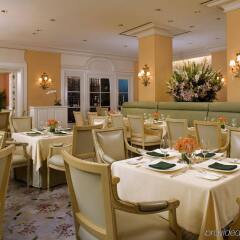 Отель The Peninsula Beverly Hills питание