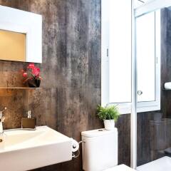 Отель Feelathome Bonavista Apartment Испания, Барселона - отзывы, цены и фото номеров - забронировать отель Feelathome Bonavista Apartment онлайн ванная