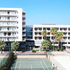 Hotel Playa Golf спортивное сооружение