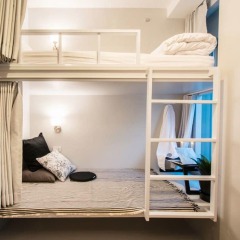 Chamberlain Hostel - Adults Only Бангкок сейф в номере