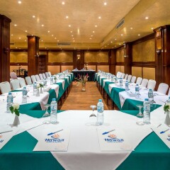 Отель Hawaii Riviera Aqua Park Resort