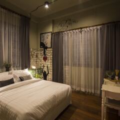 Azure Hostel Bangkok Бангкок комната для гостей фото 2