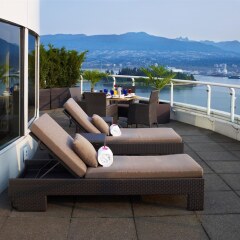 Отель Pan Pacific Vancouver Канада, Ванкувер - отзывы, цены и фото номеров - забронировать отель Pan Pacific Vancouver онлайн бассейн фото 2