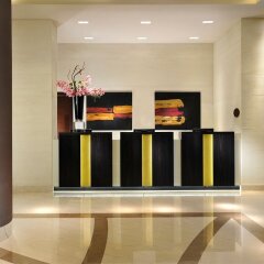 Отель Uptown Palace Италия, Милан - 10 отзывов об отеле, цены и фото номеров - забронировать отель Uptown Palace онлайн интерьер отеля фото 3